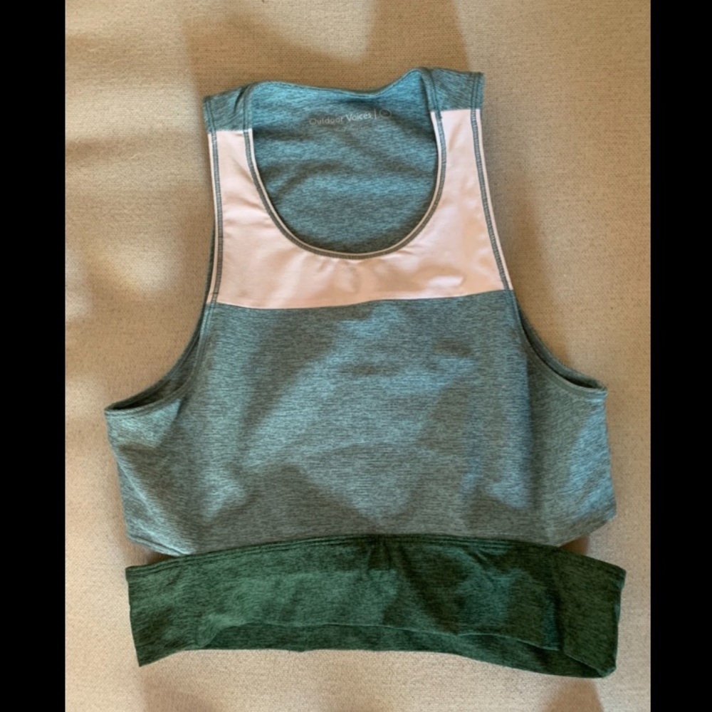 Outdoor Voices Slashback Crop Top - M